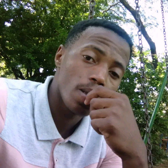 Nhlakanipho  M.