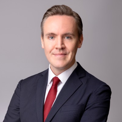 Simon L.